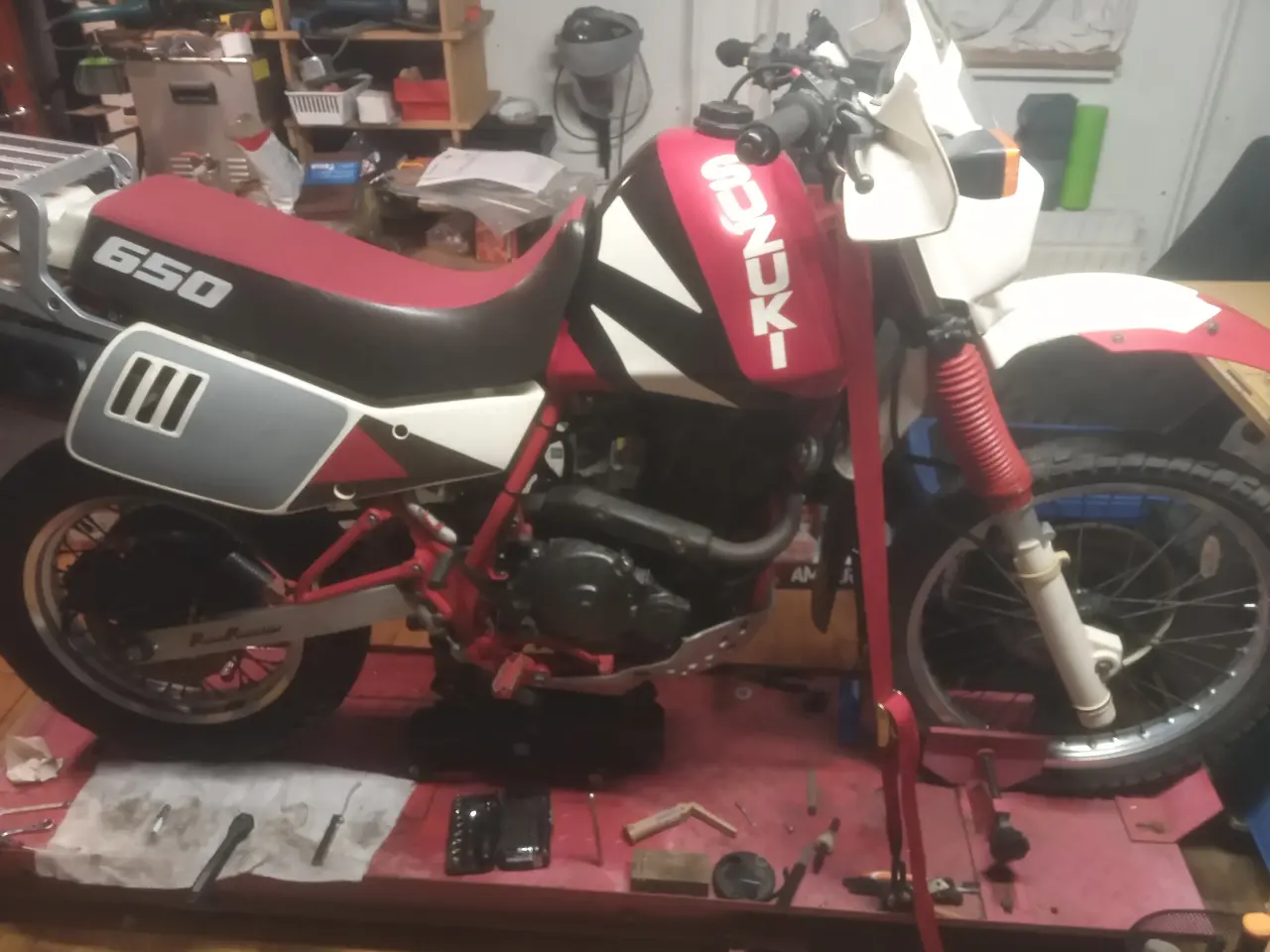 Billede 1 - DR 650 R
