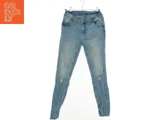 Ripped jeans i lys blå denim fra Fb Sister