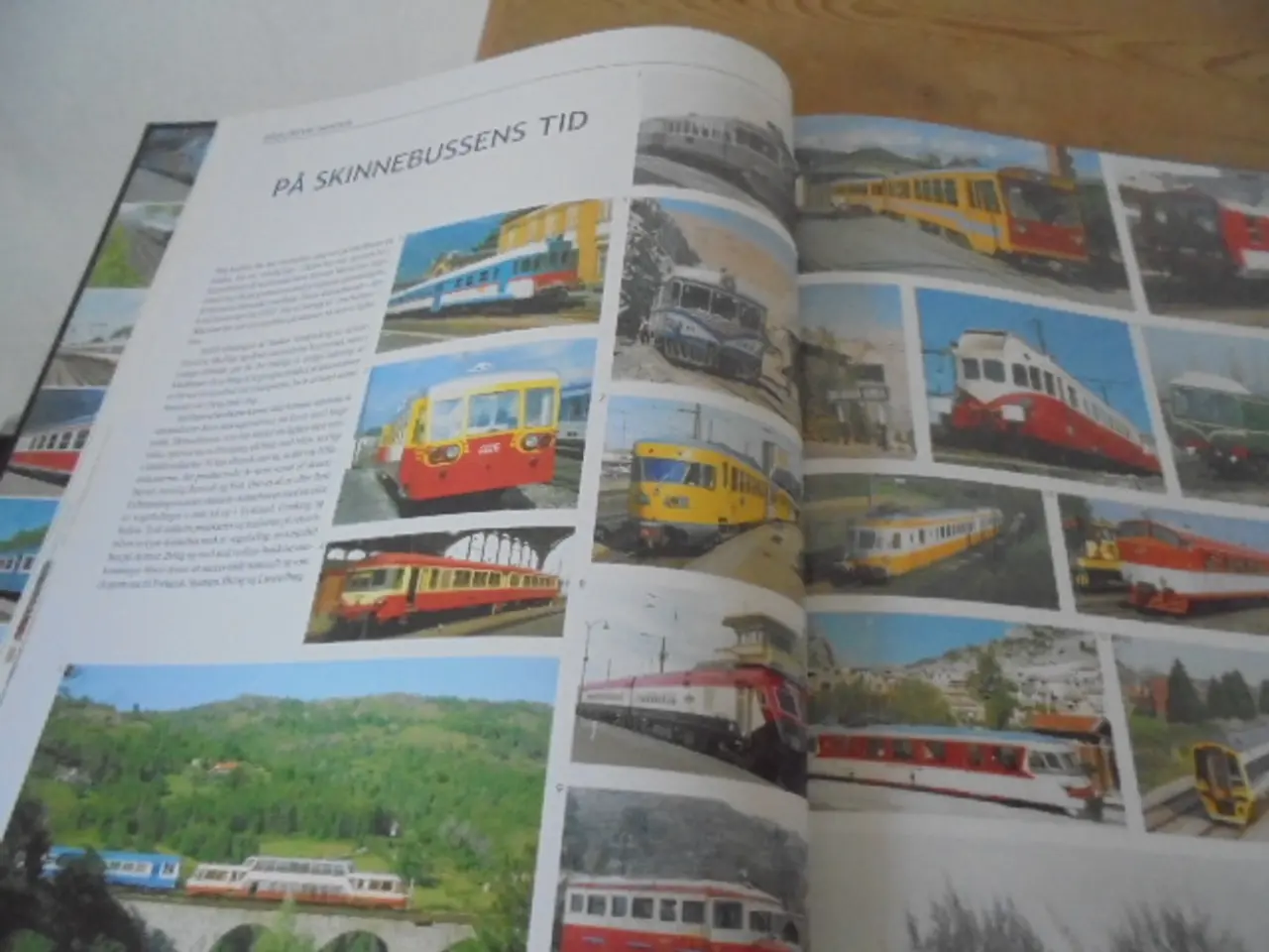 Billede 2 - Alverdens tog – fotos af 1000 lokomotiver og......