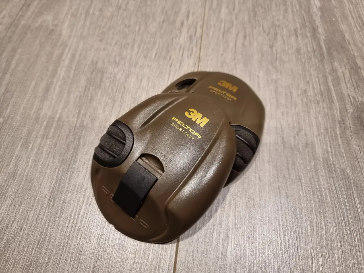 Billede 1 - Dæksler til elektroniske høreværn 