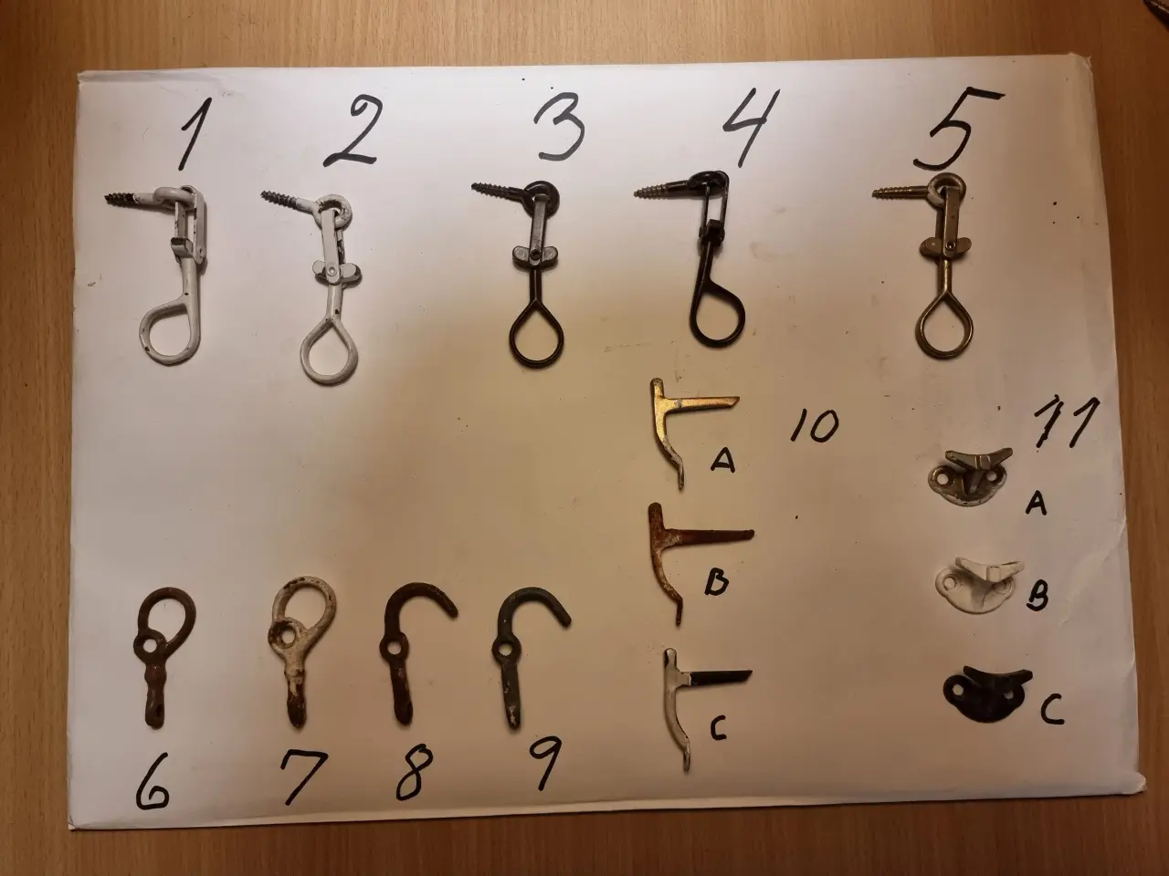 Billede 1 - Vindueshasper, anverfere, stjerthager og stormkrog