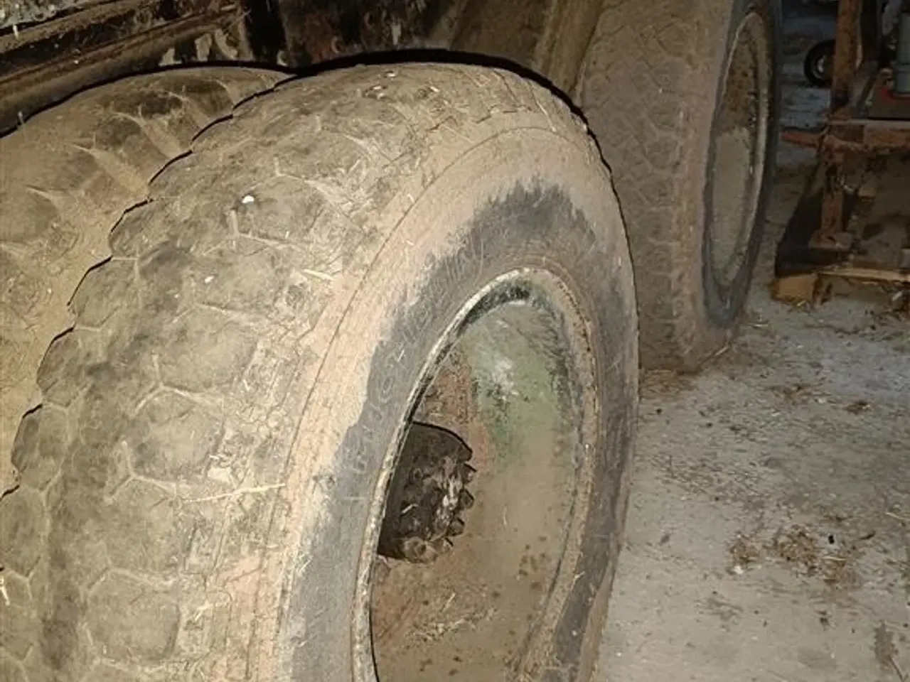 Billede 4 - - - - Tørrevogn ca. 15- 16 tons lastbil vogn