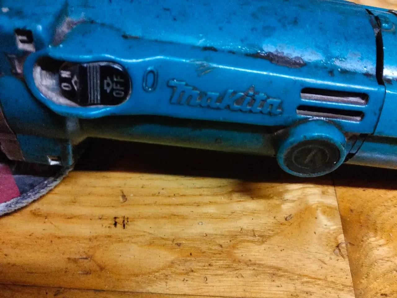Billede 2 - Solid og velfungerende Makita vinkelsliber – kører