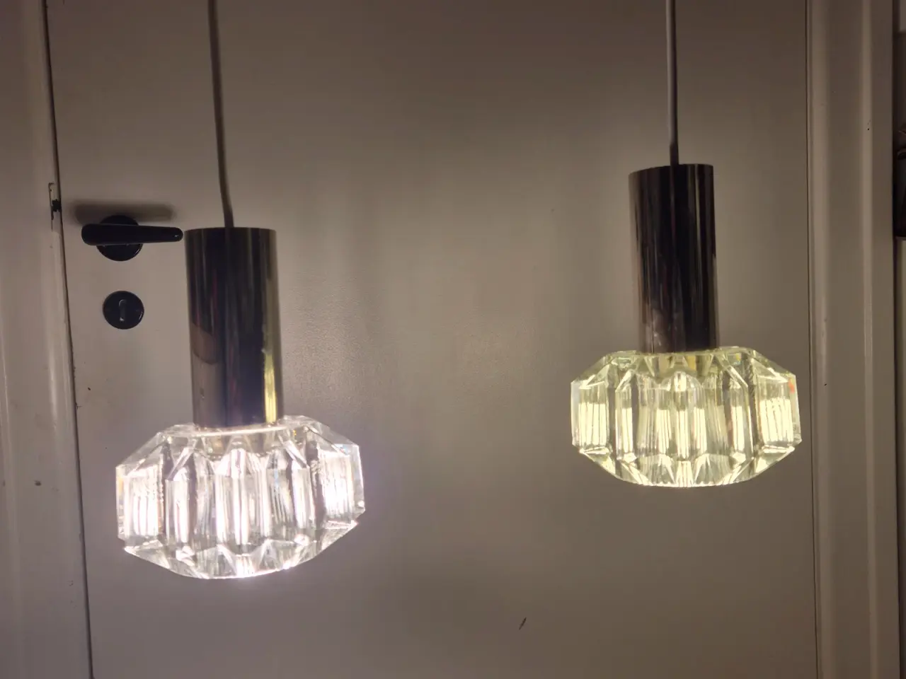 Billede 1 - Duopendel med flotte skærme i klart glas