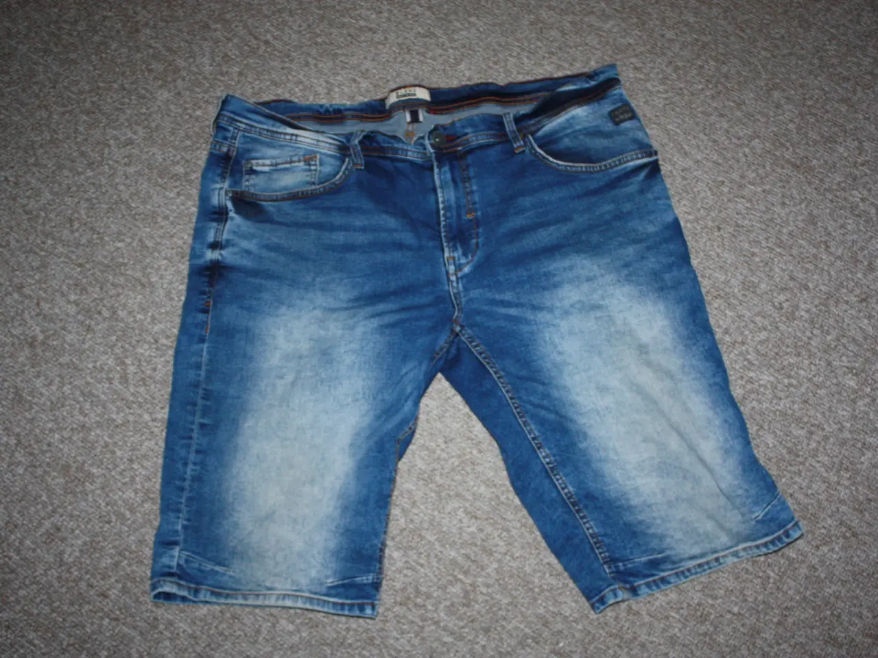 Billede 1 - Blend shorts 3XL Talje 53 cm x 2