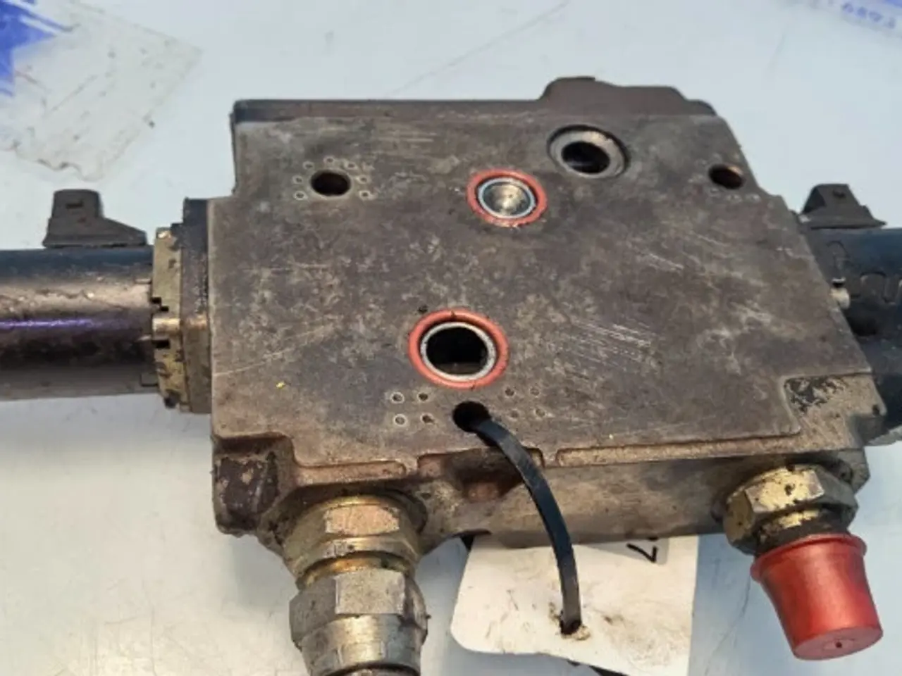 Billede 6 - Massey Ferguson 6290 Hydraulikventil 3796101M2