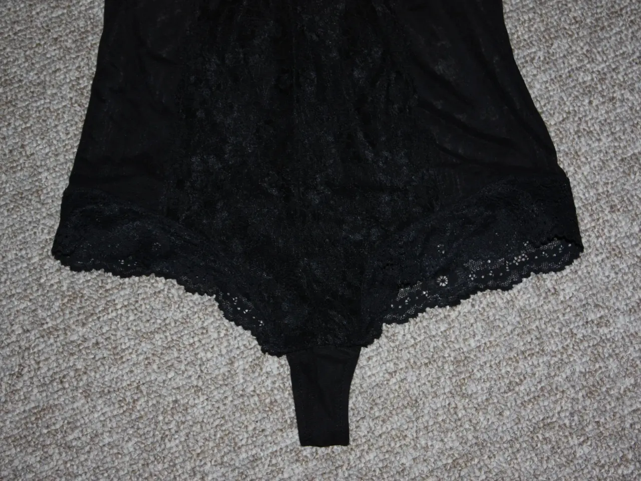 Billede 3 - Bodystocking med G-streng / Undertøj H&M / Body /