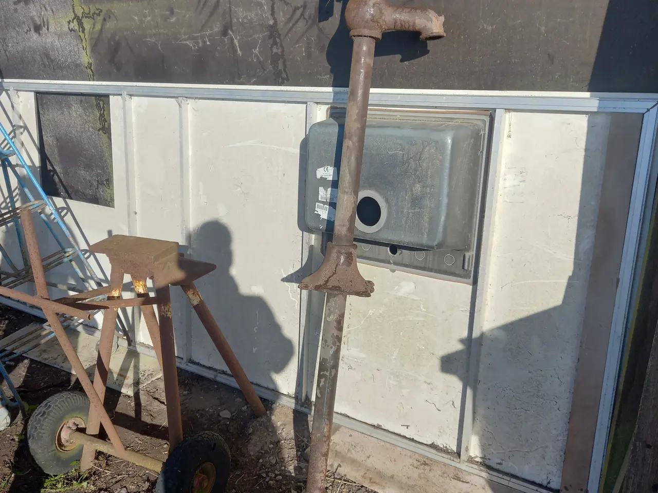 Billede 1 - VANDPUMPE/VANDPOST