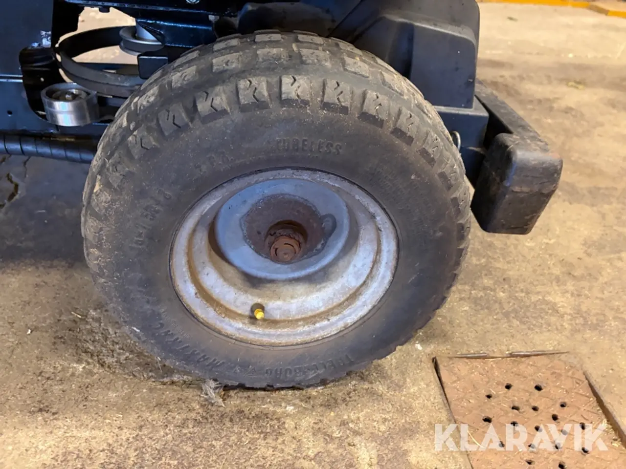 Billede 6 - Plæneklipper Jonsered FR 2216 A2 4x4 1 styk