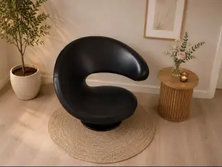Varier Peel Club loungestol med sort anilin læder.