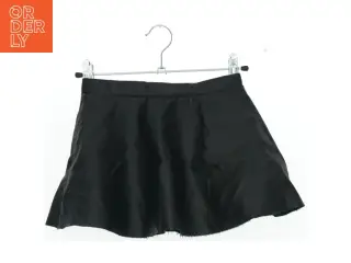 Nederdel fra H&M (str. 104 cm)
