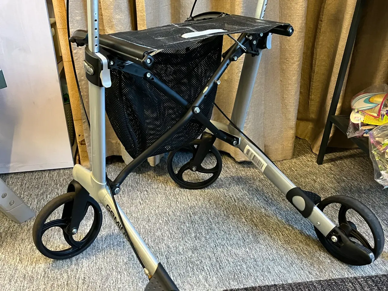 Billede 2 - Letvægts rollator Gemino 20