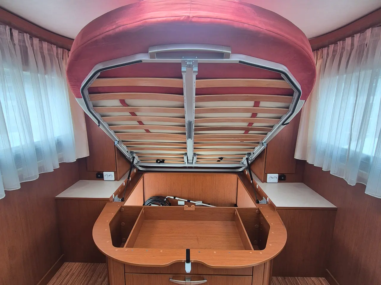 Billede 5 - Hymer B - Bytte - 1000 kg. frivægt