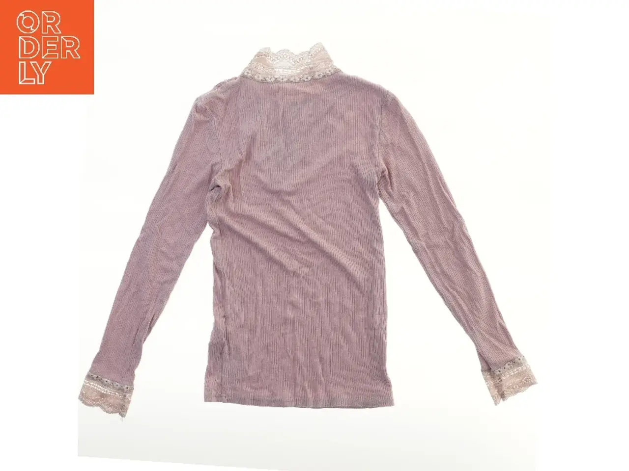 Billede 2 - Langærmet bluse med blondedetaljer fra Name It (str. 134)