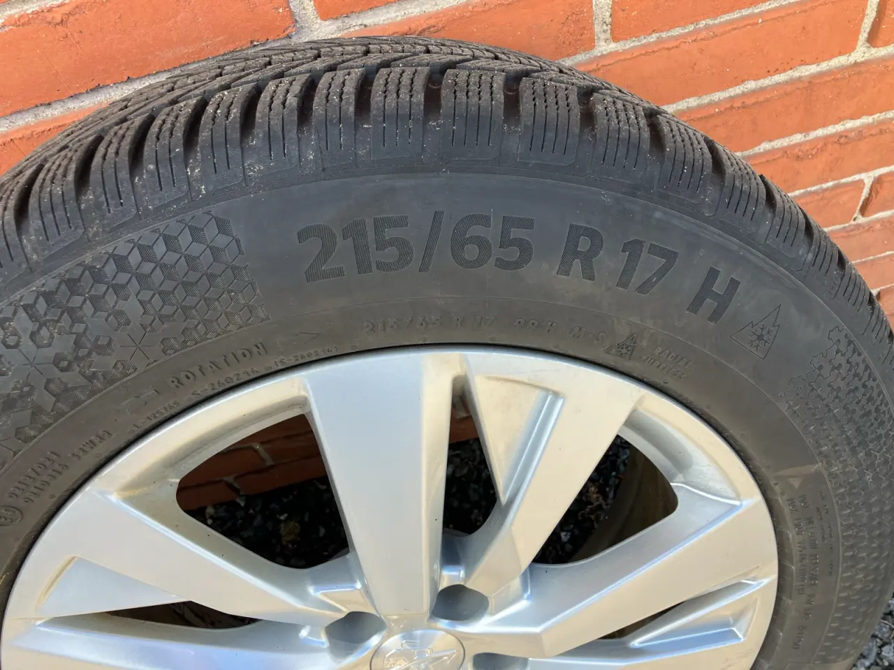 Billede 3 - Vinterhjul på originale Peugeot alufælge 