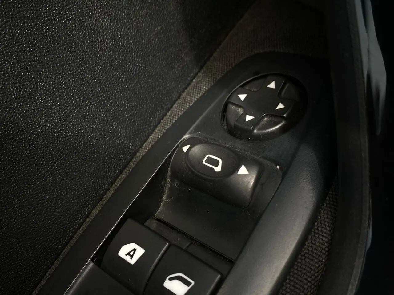 Billede 18 - Peugeot 208 1,2 VTi Allure 82HK 5d