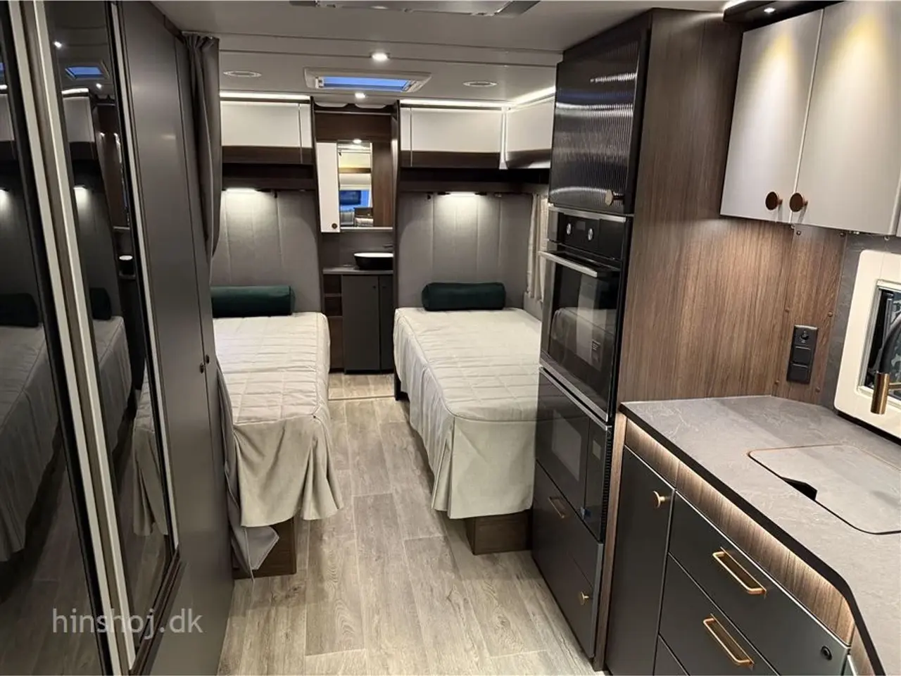 Billede 3 - 2025 - Polar Chimera 730 BSL Polar Chimera den lækreste Vintervogn se den hos Hinshøj Caravan