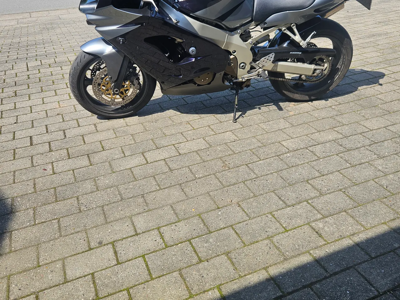 Billede 2 - Flot synet Kawasaki ZX9R sælges
