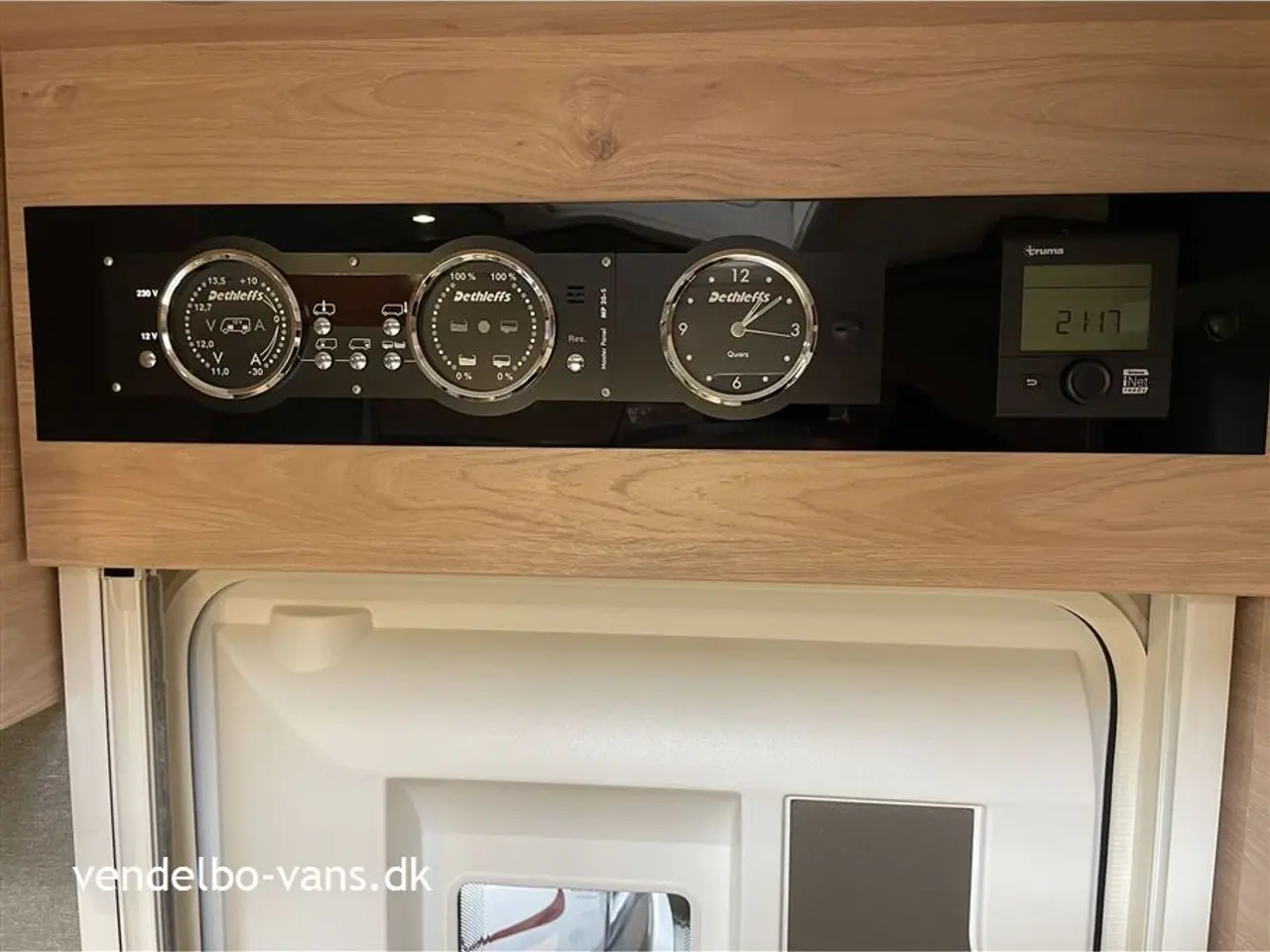 Billede 19 - 2026 - Dethleffs Pulse Classic T 7051 EB Luksuriøs camper med enkeltsenge og stor garage
