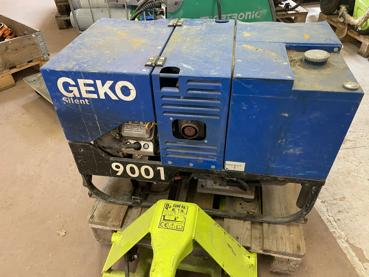 Billede 1 - Benzin Generator GEKO 9001 Silent
