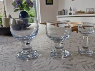 Holmegård kroglas rødvin, hvidvin, snaps