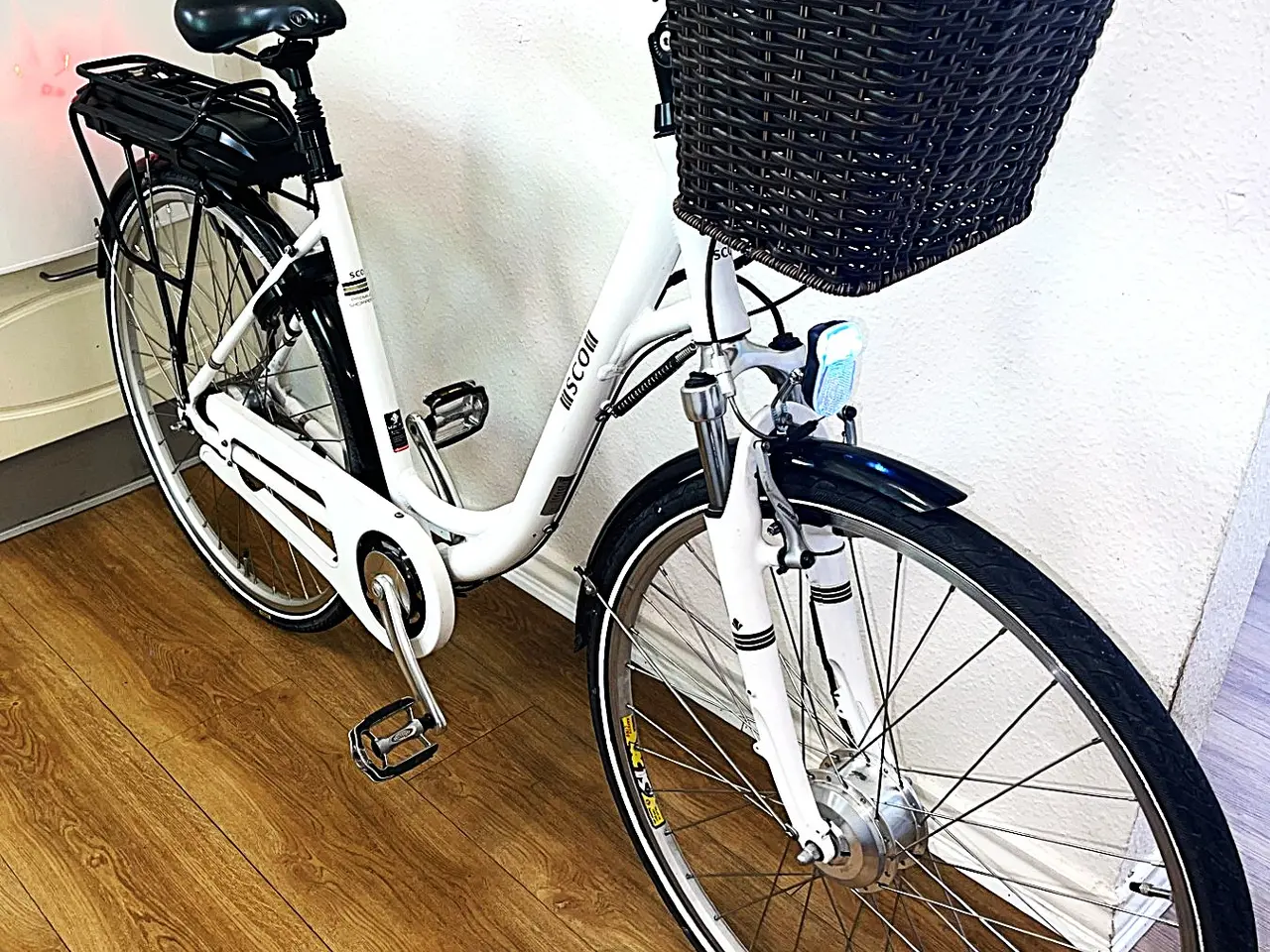 Billede 4 - flot sco dame elcykel 28" 7 gear.