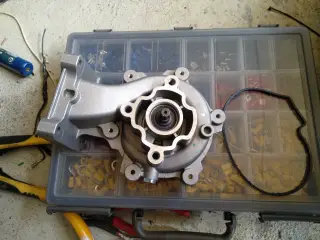 Ford Mondeo / Transit vandpumpe reparationssæt .