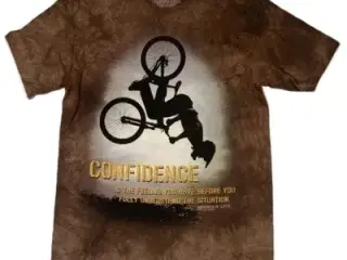The Mountain T-shirts i flere str. m/Outdoor Life