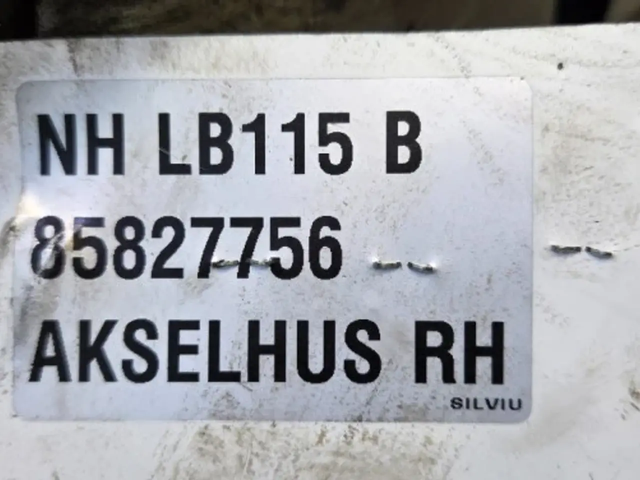 Billede 18 - New Holland LB115B Lår R. 85827756