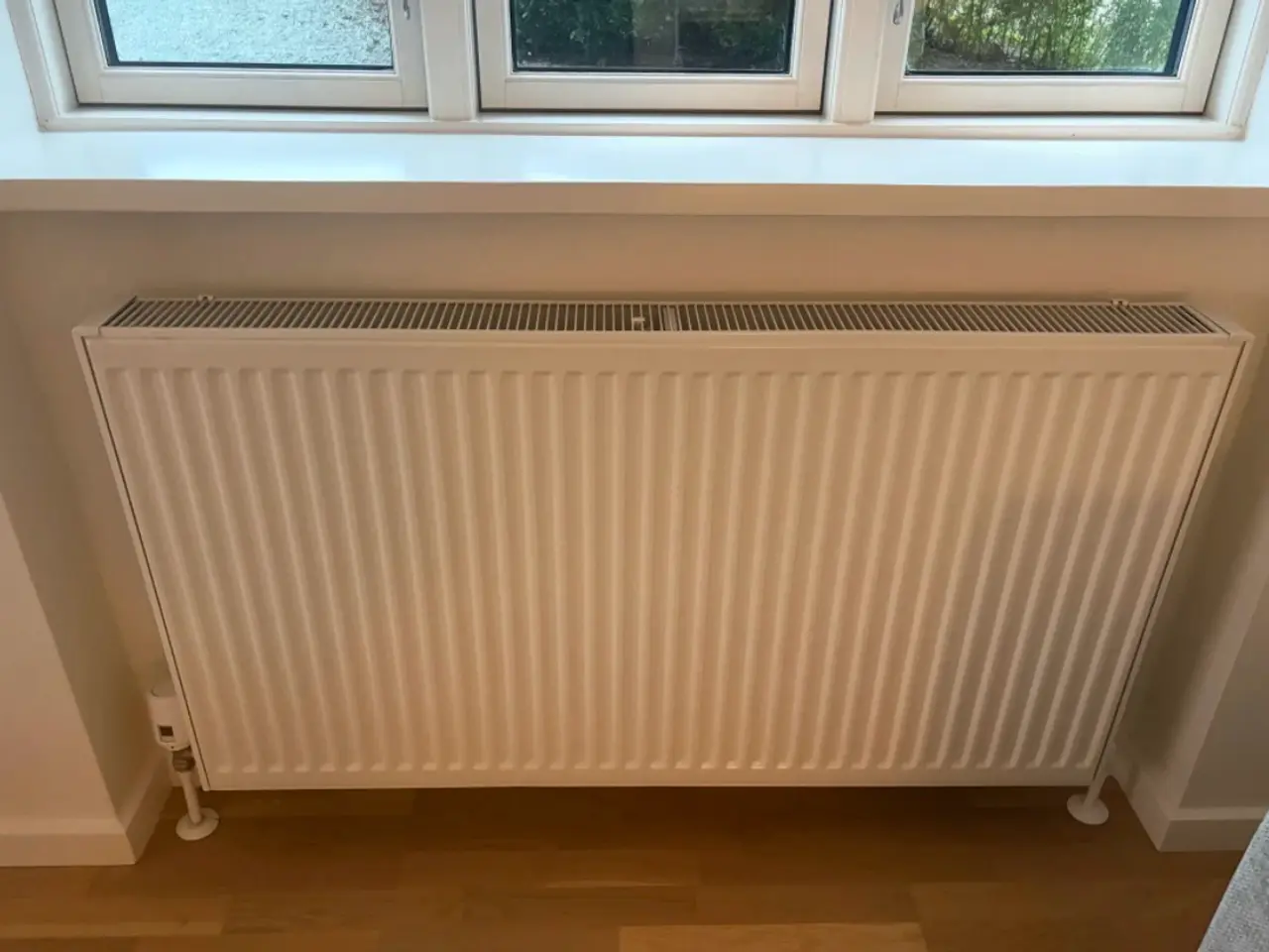 Billede 3 - Hvide radiatorer 5 stk.