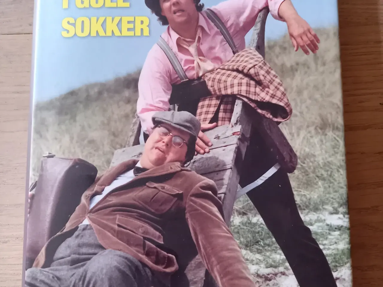 Billede 1 - Olsen banden. Min tid i gule sokker.