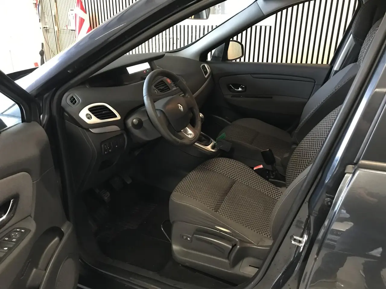 Billede 8 - Renault Grand Scénic 7 pers. 1,6 16V Expression 110HK 6g