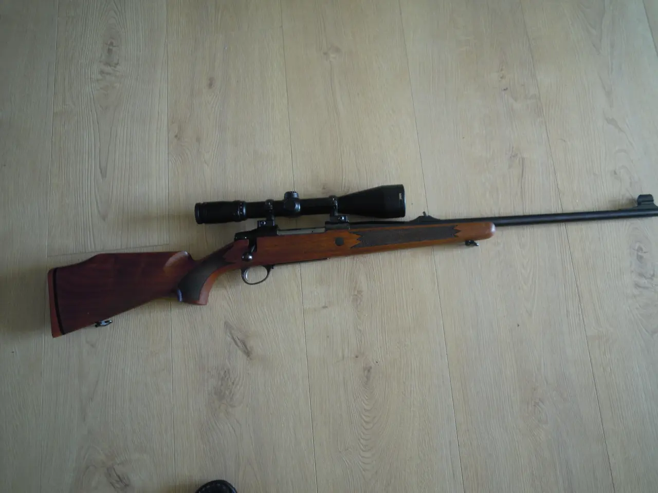 Billede 1 - Sako jagtriffel  6-5 x55