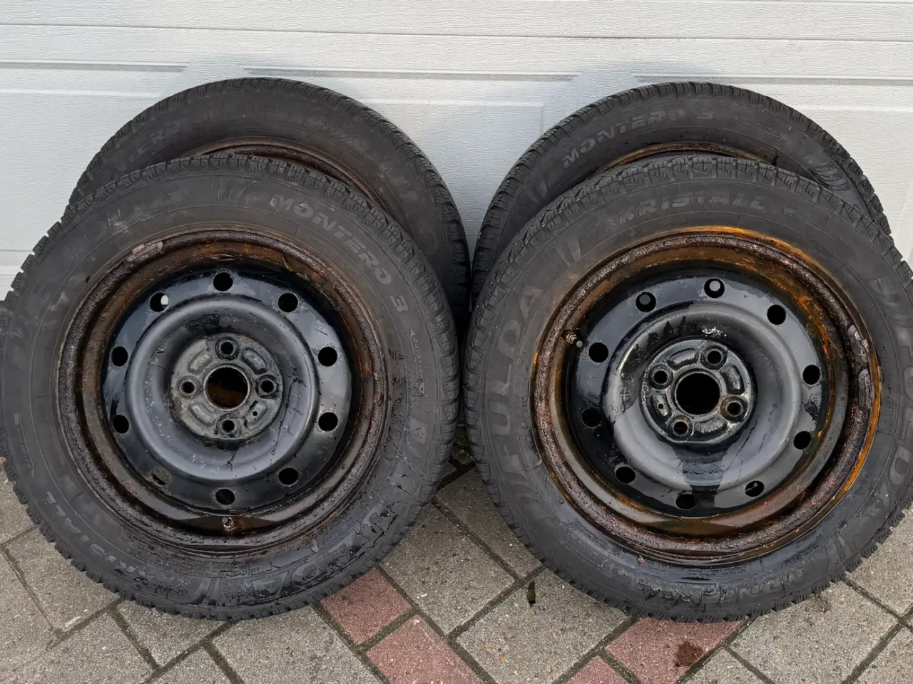 Billede 1 - Vinterhjul med Fulda vinterdæk sælges.