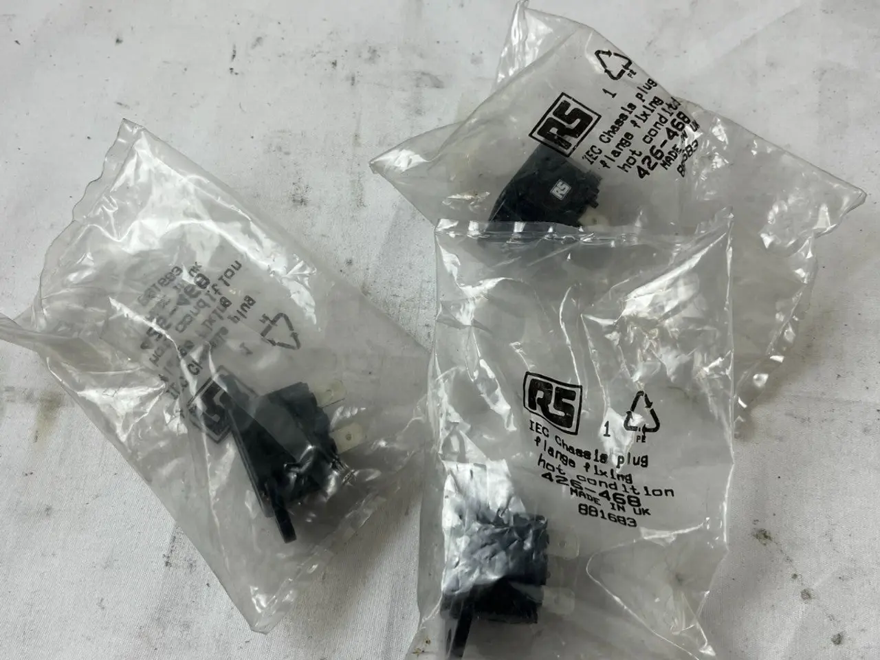 Billede 6 - RS 426-468 IEC Chassis Plug Flange Panel Mount