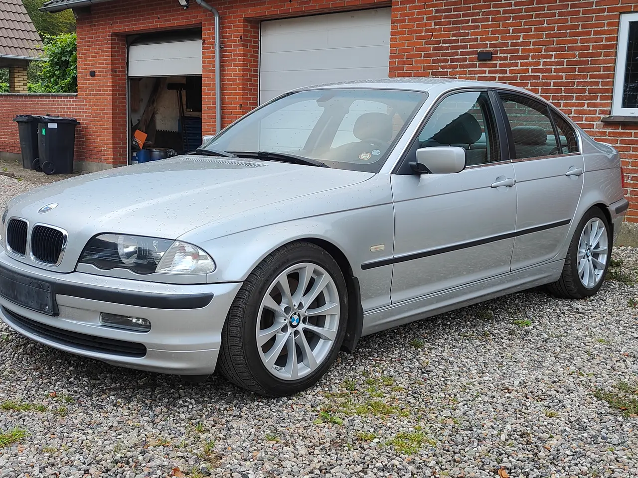 Billede 2 - BMW E46 320l 2,2l
