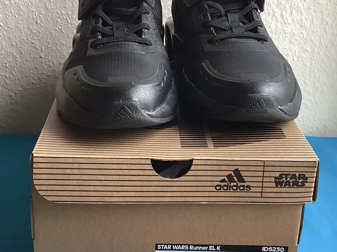 Billede 4 - Adidas sko str. 38, StarWars Runner, ubrugt