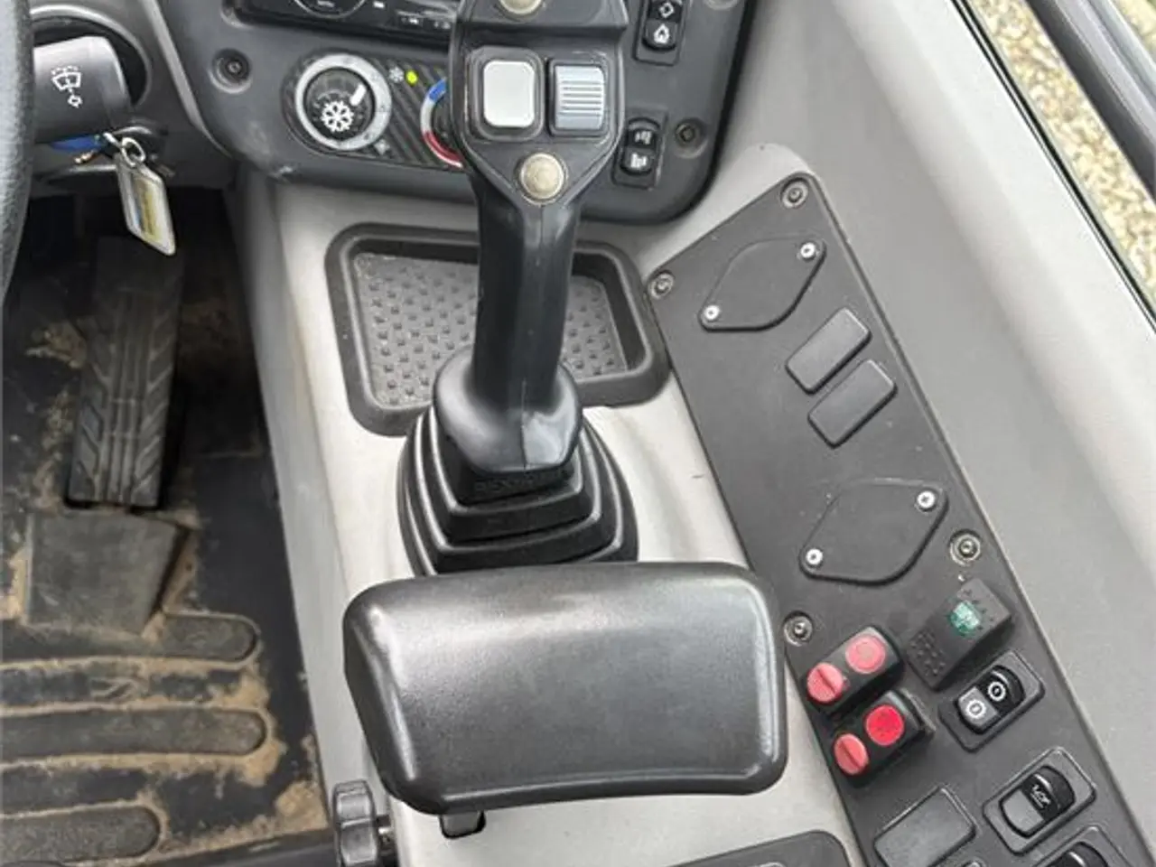 Billede 17 - New Holland W80 C - Vægt / weight 6 ton