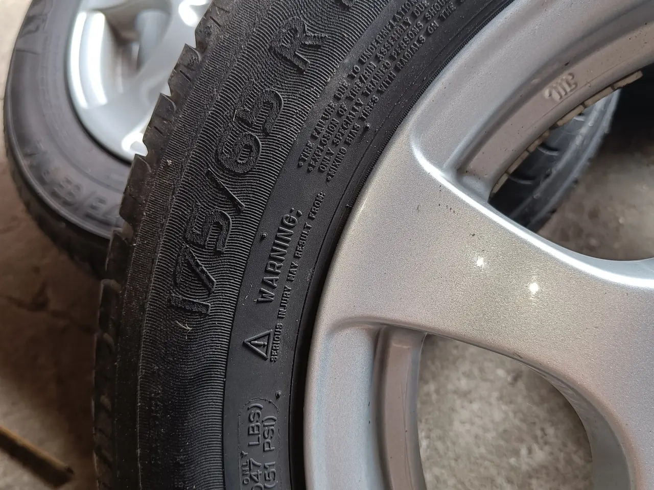 Billede 3 - Michelin sommerdæk