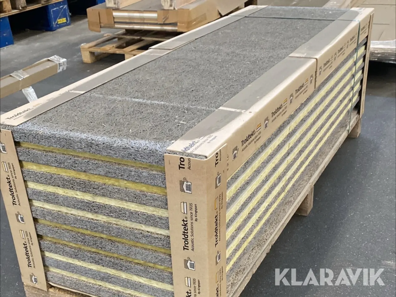 Billede 1 - Troldtektplader med isolering 60x180 cm - 8 styk