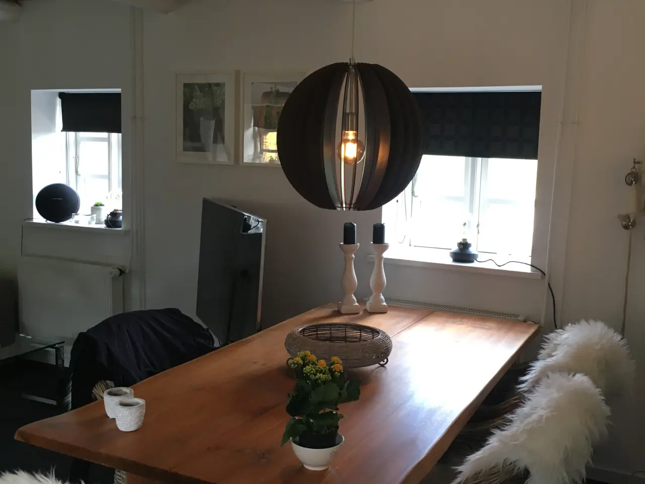 Billede 2 - Flot robust spisebord 