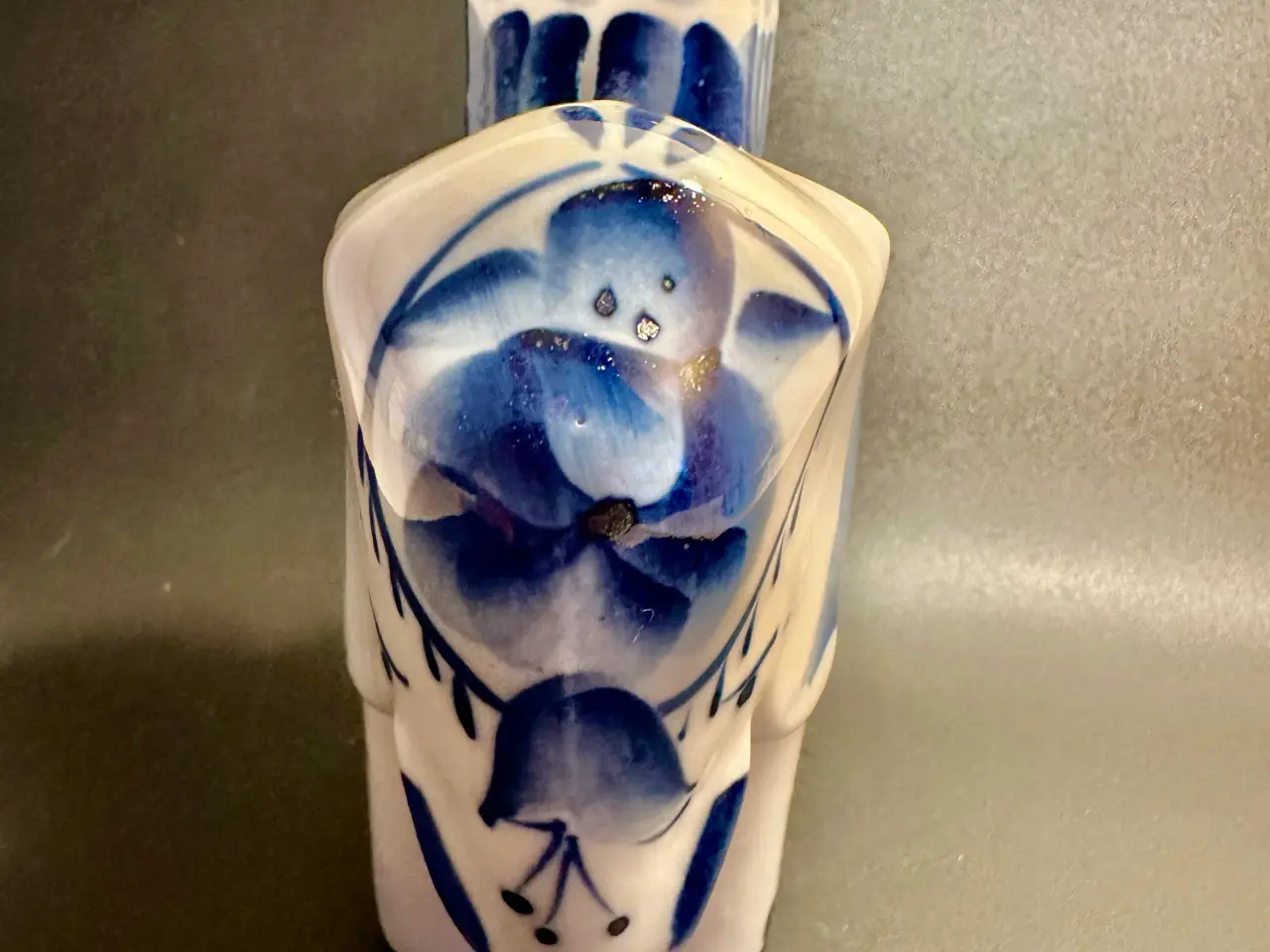 Billede 2 - Vintage håndmalede genstande af porcelæn.
