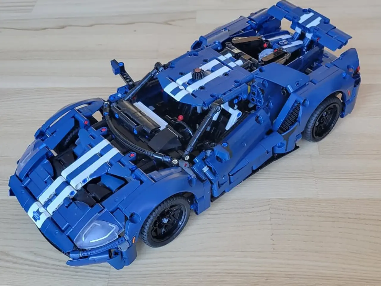 Billede 1 - Ford GT 2022 Lego Technic  42154
