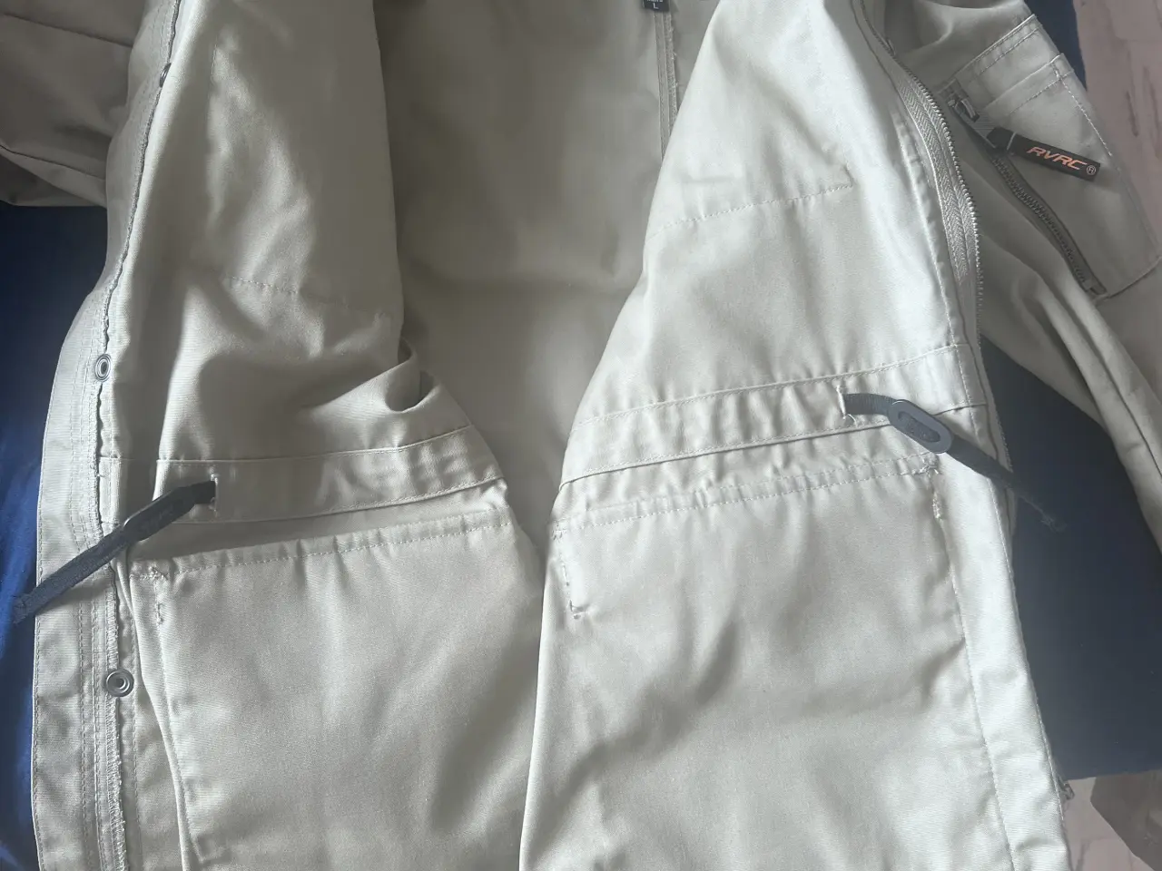Billede 4 - Revolutionen Race fritids jakke str. L beige