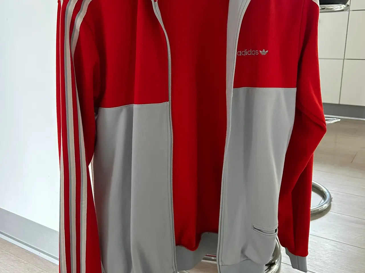 Billede 1 - Adidas Originals retro track jakke