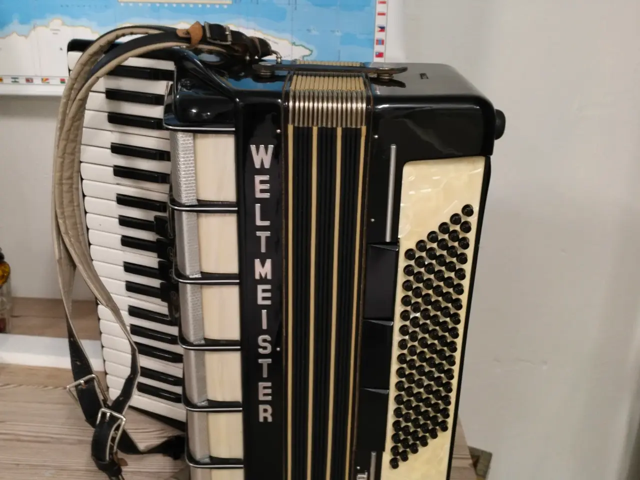 Billede 1 - Harmonika Weltmeister Amigo