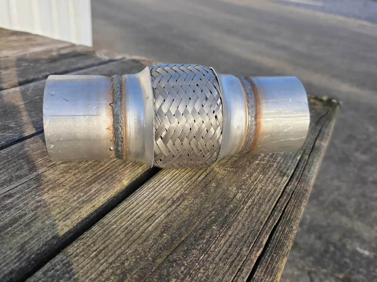 Billede 1 -  Flexrør til udstødning Ø63,5 mm (2½")