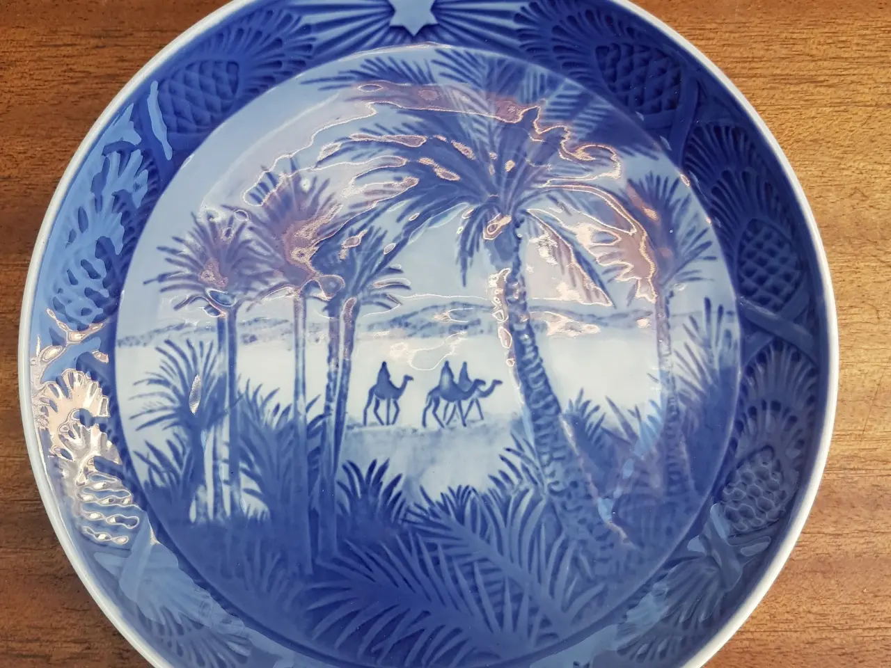 Billede 1 - 6 juleplatter fra Royal Copenhagen.