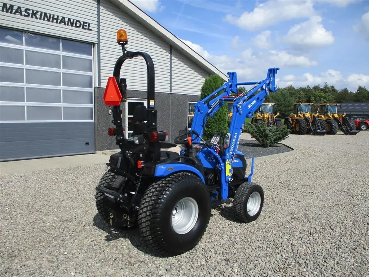 Billede 7 - Solis S26 Shuttle XL 9+9 med turfhjul og frontlæsser