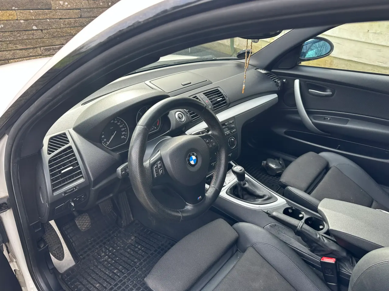 Billede 12 - BMW 120d e81 M sport Nye motor 177 Ps